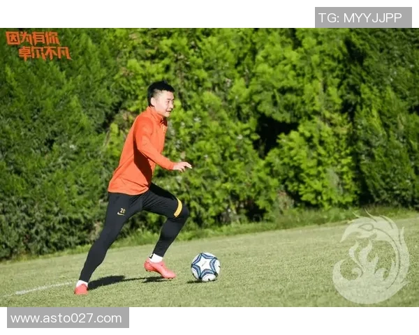 武汉足球队在大满贯赛事中的节奏表现分析与点评